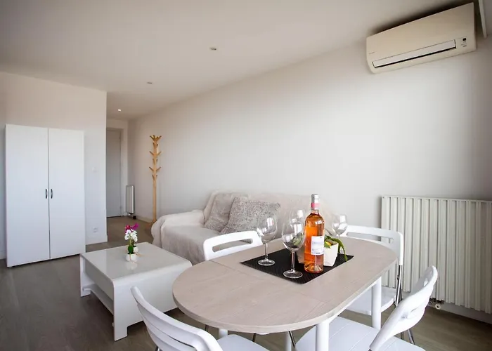 Le Beach-1 By Interhome Lejlighed